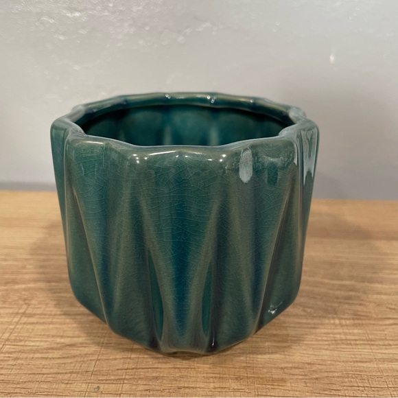 Ceramic Flower Pots Set of Two White & Blue - Picture 3 of 7